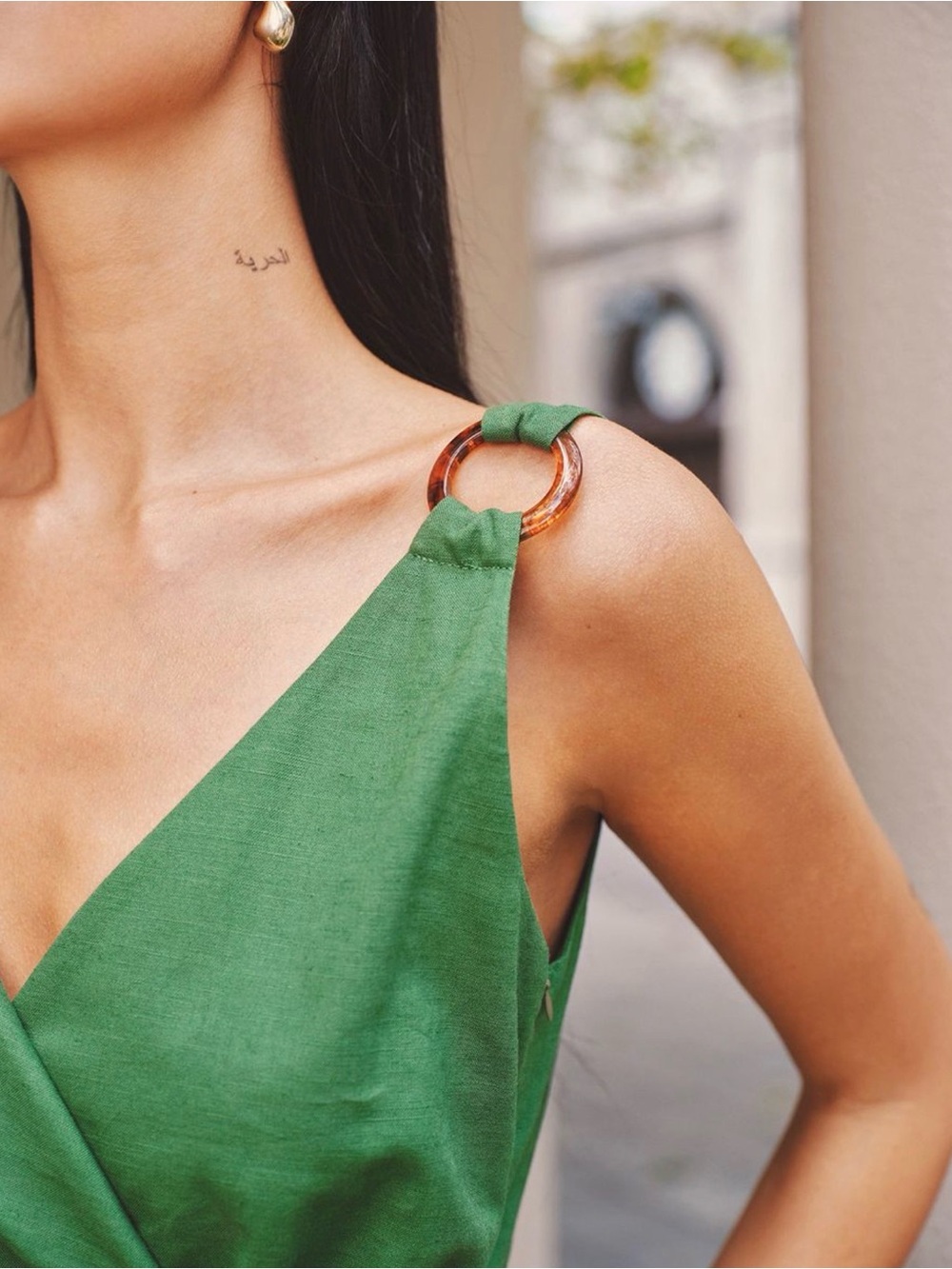 Commense Green Wrap V-Neck Sleeveless Dress - Picture 4 of 4